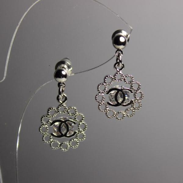 Уценка  Серьги женские "Шанель" L-2,5см