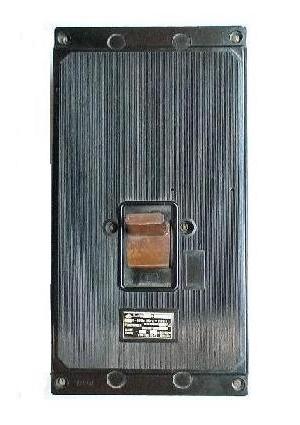 Фото Автоматические выключатели для защиты от перегрузок и короткого замыкания электрической цепи, Автоматический выключатель серии А Автомат А 3134