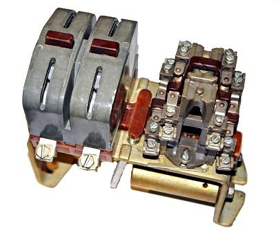 Фото Контакторы электромагнитные постоянного и переменного тока, Контактор МК Контактор МК 1-20