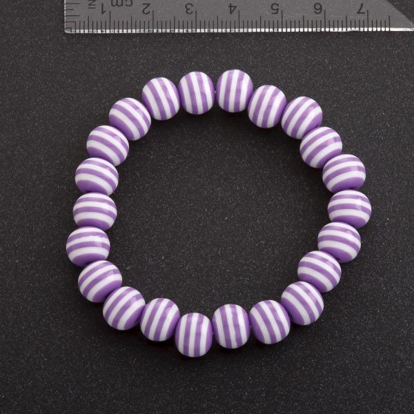 Браслет полосатая бусина на резинке d-10 мм сиреневый