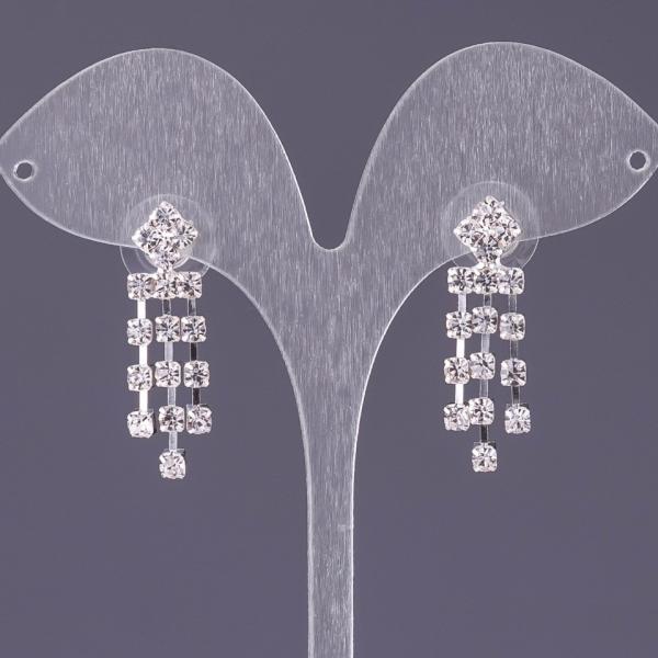 Серьги стразовые белые L-3см b-9мм цвет металла "серебро"