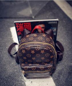 Фото Мини-рюкзаки Рюкзак коричневый 