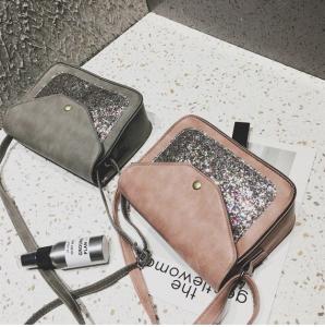 Фото Сумочки маленькие Сумочка серая 