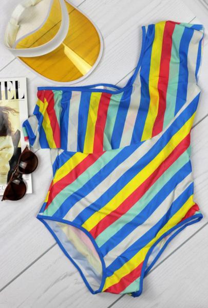 Купальник цельный яркий на одно плечо.