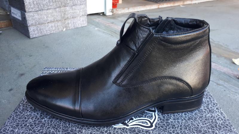 Мужские кожаные ботинки на молнии. Харьков