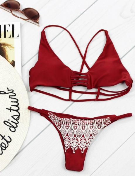 Раздельный купальник бордовый бикини.