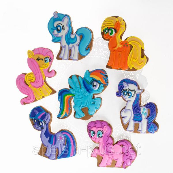 Фото  Вырубка с оттиском для пряников 