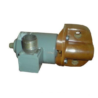 Фото Контрольно-измерительные приборы и автоматика, Клещи, тестеры, мультиметры, указатели напряжения, амперметры, вольтметры, регуляторы, сигнализаторы Вентиль (пневмовентиль) ВВ-32, ВВ-32Ш