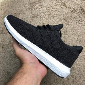 Фото Обувь Adidas UltraBoost Flyknit Black/White