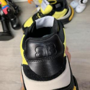 Фото Обувь Кроссовки Balenciaga Triple S 2.0 Black Yellow
