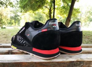 Фото Обувь Кроссовки Reebok classic black/red