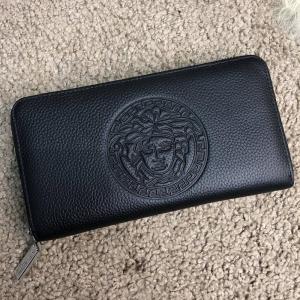 Фото Сумки Versace Zippy Organiser Medusa Black