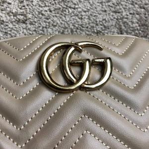 Фото Сумки Gucci Belt Bag GG Marmont Beige