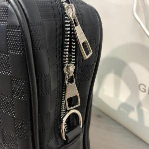 Фото Сумки Louis Vuitton Porte-Dociments Voyage PM Damier Infini