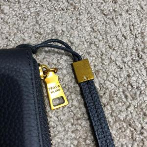 Фото Сумки Prada Zippy Organiser Milano Dal 1913 Black