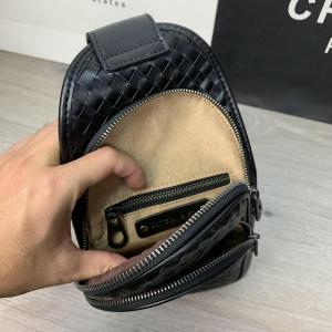Фото Сумки Bottega Veneta Avenue Sling Bag Nero Intrecciato