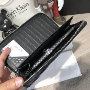 Фото Сумки Prada Zippy Organiser Delta White Black