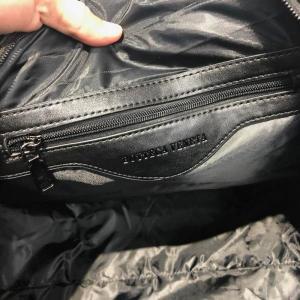 Фото Сумки Bottega Veneta Large Duffel Bag In Nero Intrecciato/Tuft VN