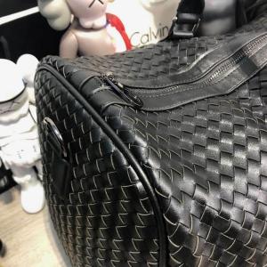 Фото Сумки Bottega Veneta Large Duffel Bag In Nero Intrecciato VN