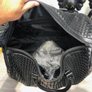 Фото Сумки Bottega Veneta Large Duffel Bag In Nero Intrecciato VN