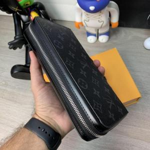 Фото Сумки Бумажник Louis Vuitton Zippy XL Monogram Eclipse