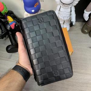 Фото Сумки Бумажник Louis Vuitton Zippy XL Damier Infini