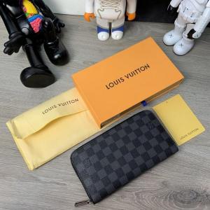Фото Сумки Органайзер Louis Vuitton Zippy Damier Graphite
