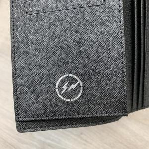 Фото Сумки Бумажник Louis Vuitton Brazza Monogram Eclipse