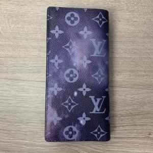Фото Сумки Бумажник Louis Vuitton Brazza Monogram Other