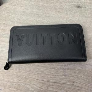 Фото Сумки Бумажник Louis Vuitton Zippy Vertical Dark Infinity Leather