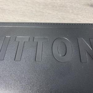 Фото Сумки Бумажник Louis Vuitton Zippy Vertical Dark Infinity Leather