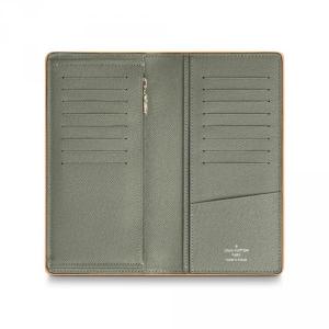 Фото Сумки Бумажник Louis Vuitton Brazza Monogram Titanium