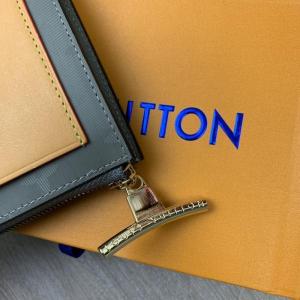 Фото Сумки Бумажник Louis Vuitton Zippy Vertical Monogram Titanium