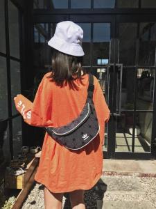 Фото Сумки Сумка на пояс adidas originals urban 3d mesh хамелеон