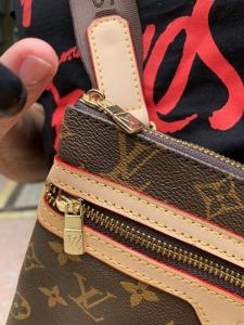 Фото Сумки Louis Vuitton Messenger Pochette Bosphore Monogram