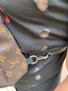 Фото Сумки Сумка-слинг Louis Vuitton Avenue Monogram