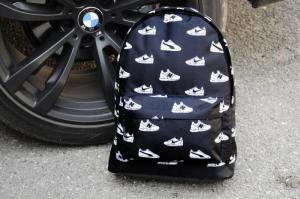 Фото Сумки Рюкзак принт КРОССОВКИ