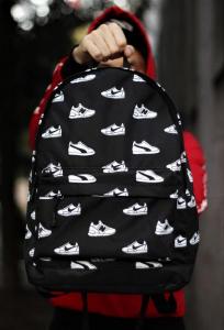 Фото Сумки Рюкзак принт КРОССОВКИ