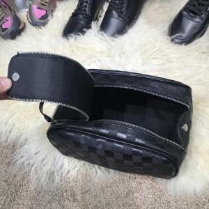 Фото Сумки Nessesser Louis Vuitton King Size Damier Infini