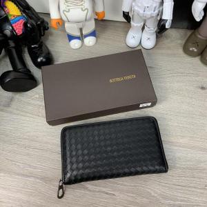 Фото Сумки Органайзер Bottega Veneta Zippy In Nero