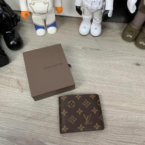 Фото Сумки Бумажник Louis Vuitton Florin Monogram