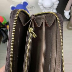 Фото Сумки Бумажник Louis Vuitton Zippy Vertical Damier Ebene