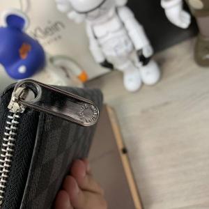 Фото Сумки Бумажник Louis Vuitton Zippy Vertical Damier Graphite