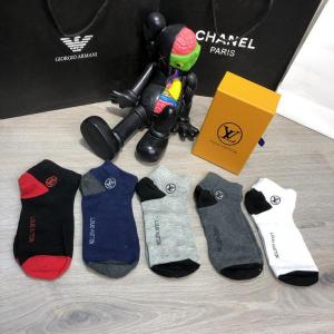 Фото  Набор Носков Louis Vuitton Pack 5 Dark Grey/Grey/Black/White/Black
