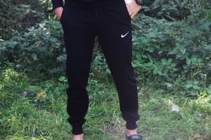 Фото Одежда Треники Nike black