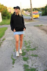 Фото Одежда Женская толстовка худи черная