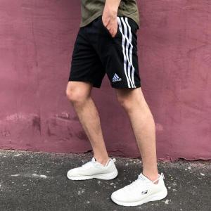 Фото Одежда Шорты трикотажные в стиле Adidas Three line черные