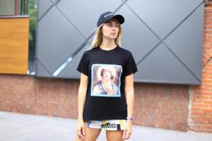 Фото Одежда Футболка черная Икона Стиля Разбитое лицо