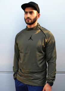 Фото Одежда Анорак (ветровка) Jordan Хаки