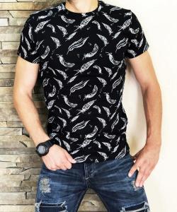 Фото Одежда Футболка Feathers black